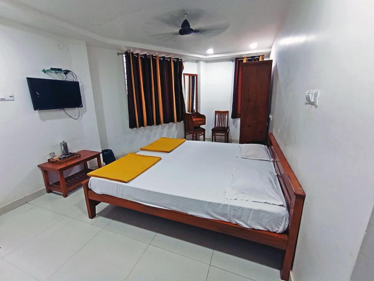 Staymaker Shri Shakti Residency Hubli Buitenkant foto