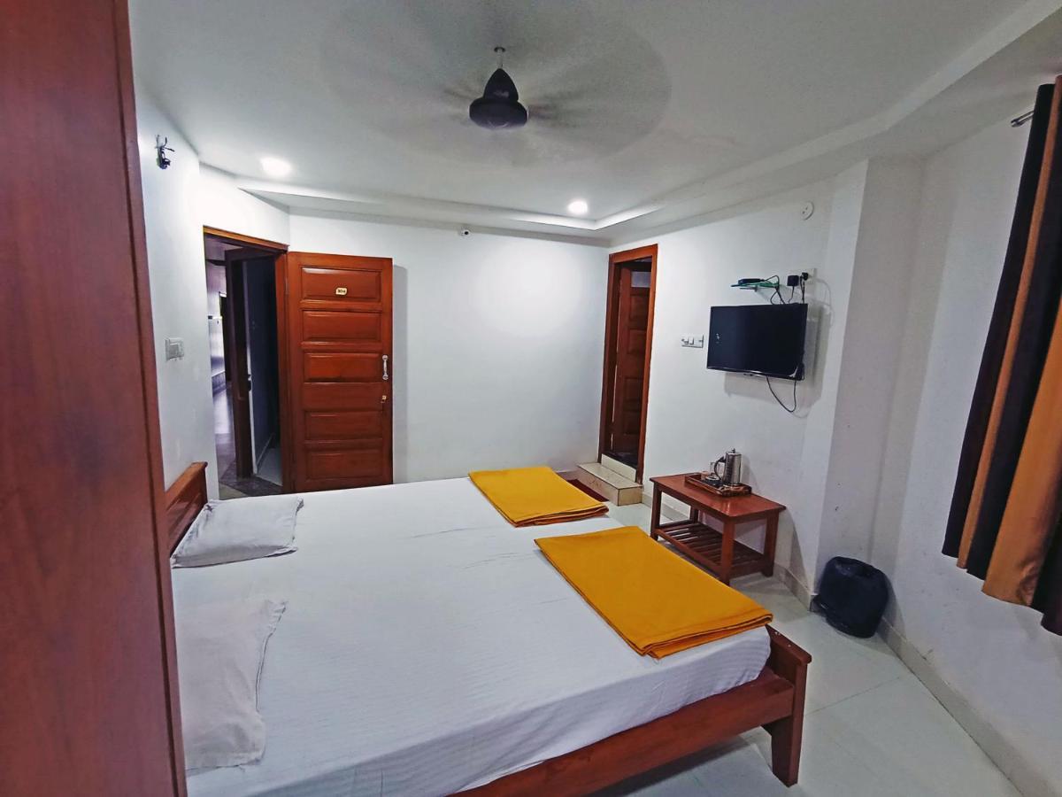 Staymaker Shri Shakti Residency Hubli Buitenkant foto