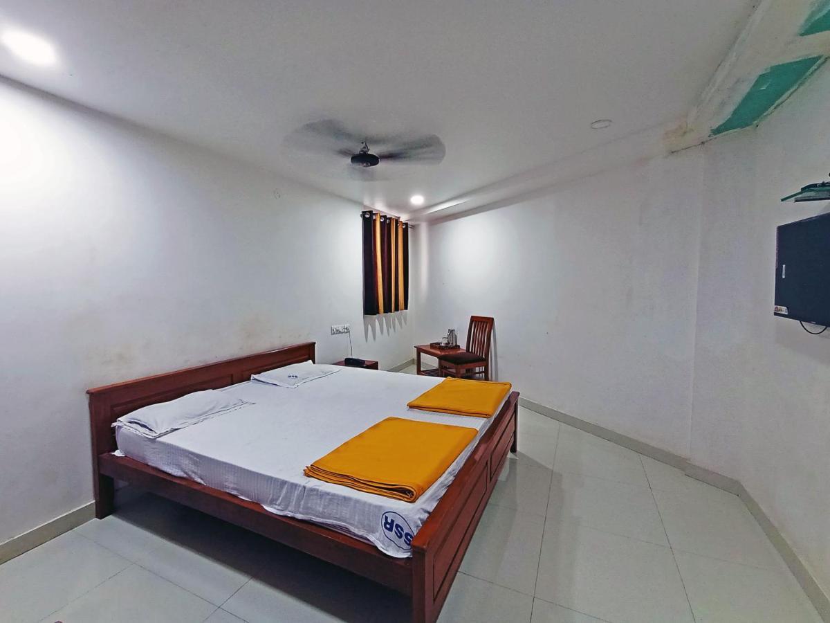 Staymaker Shri Shakti Residency Hubli Buitenkant foto