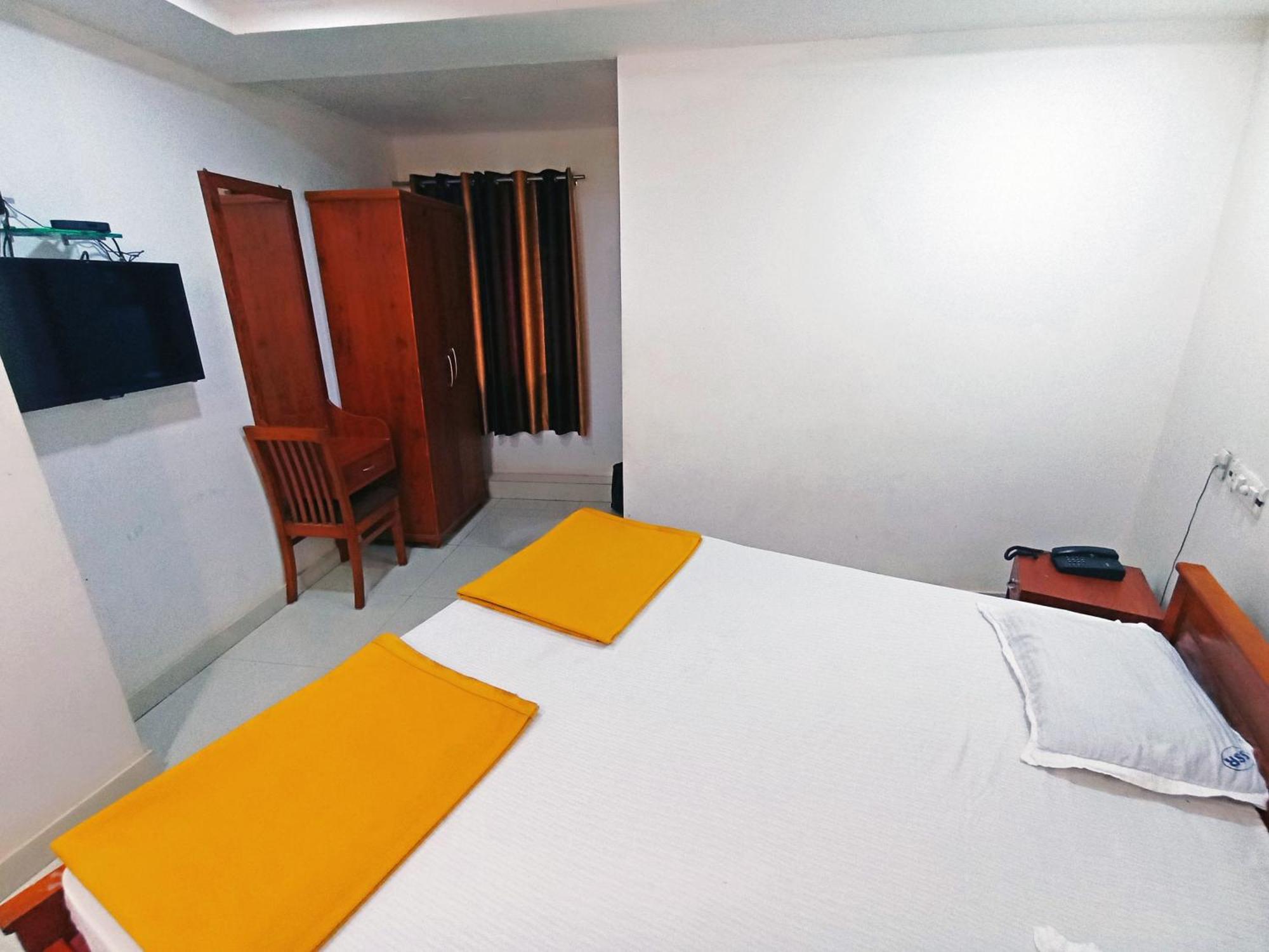 Staymaker Shri Shakti Residency Hubli Buitenkant foto