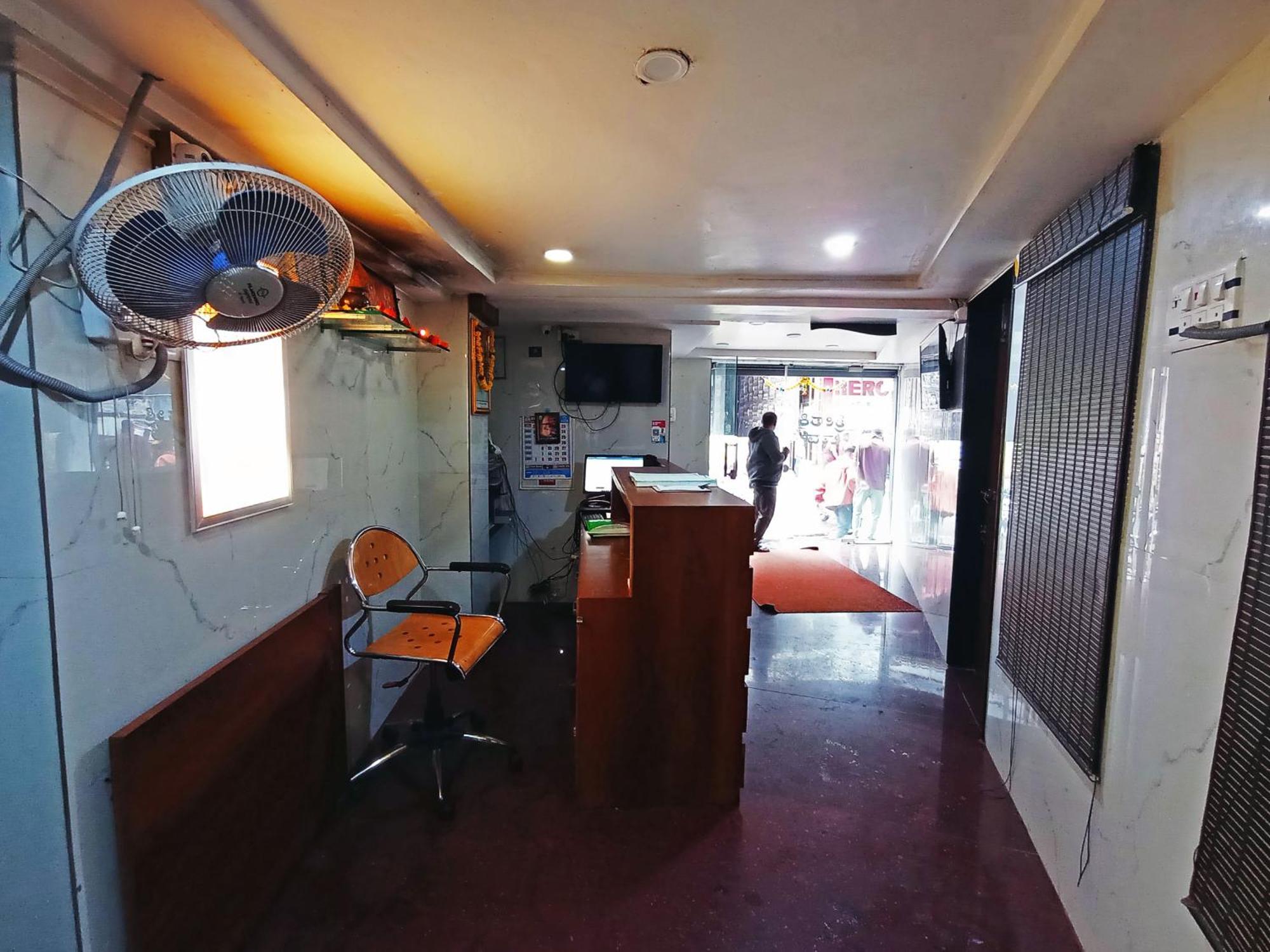 Staymaker Shri Shakti Residency Hubli Buitenkant foto
